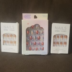 More Than Magic Press-On Nails - Metallic Red and Iridescent. NAILS (2)